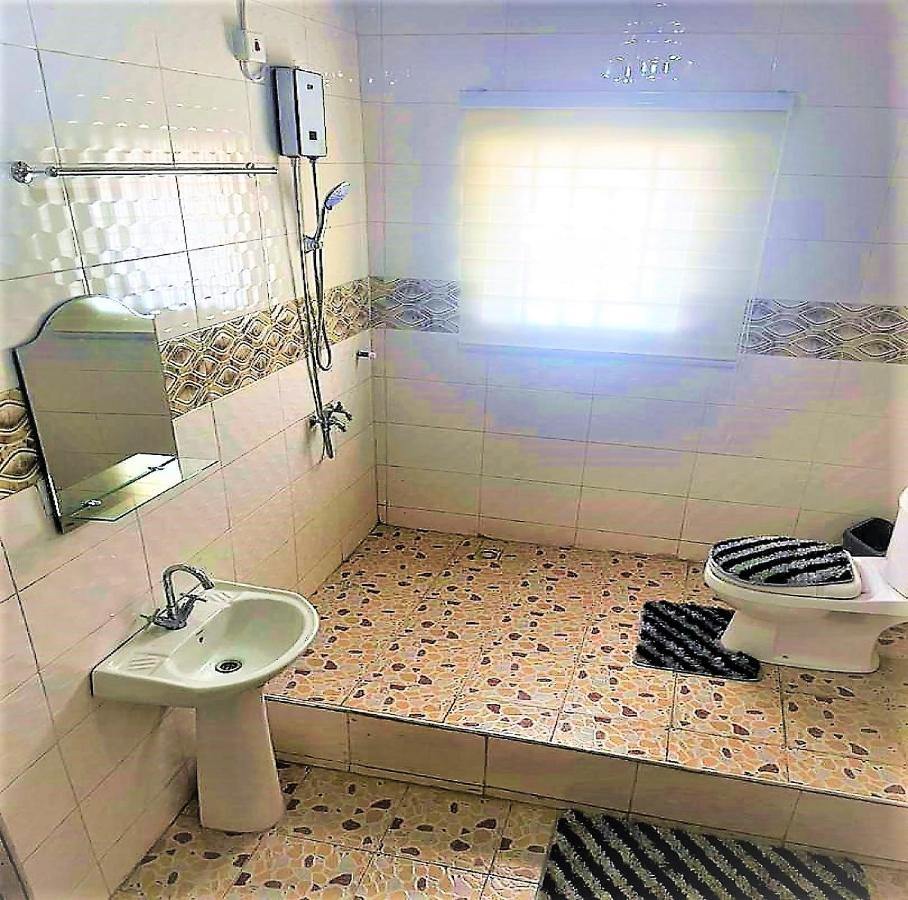 Detouz Lodging Apartment Акра Екстериор снимка